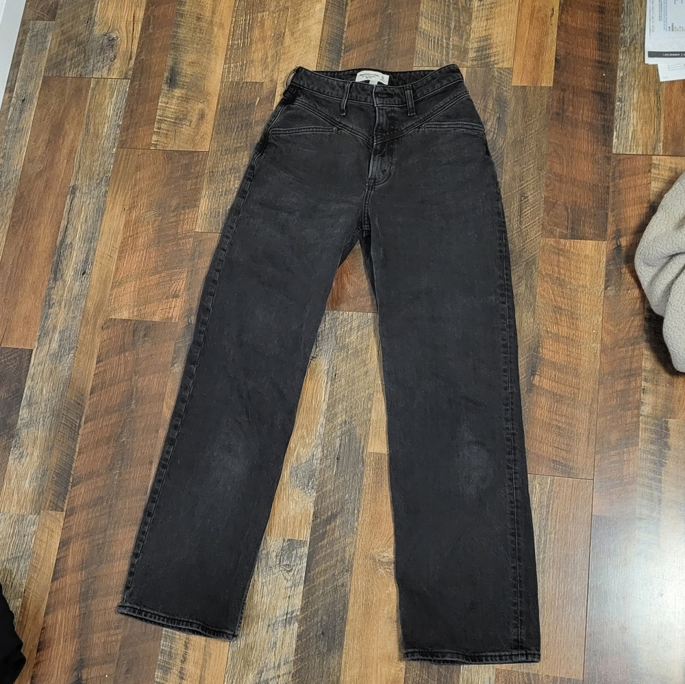Abercrombie & Fitch High Rise Yoke Front Straight Leg Jeans 27